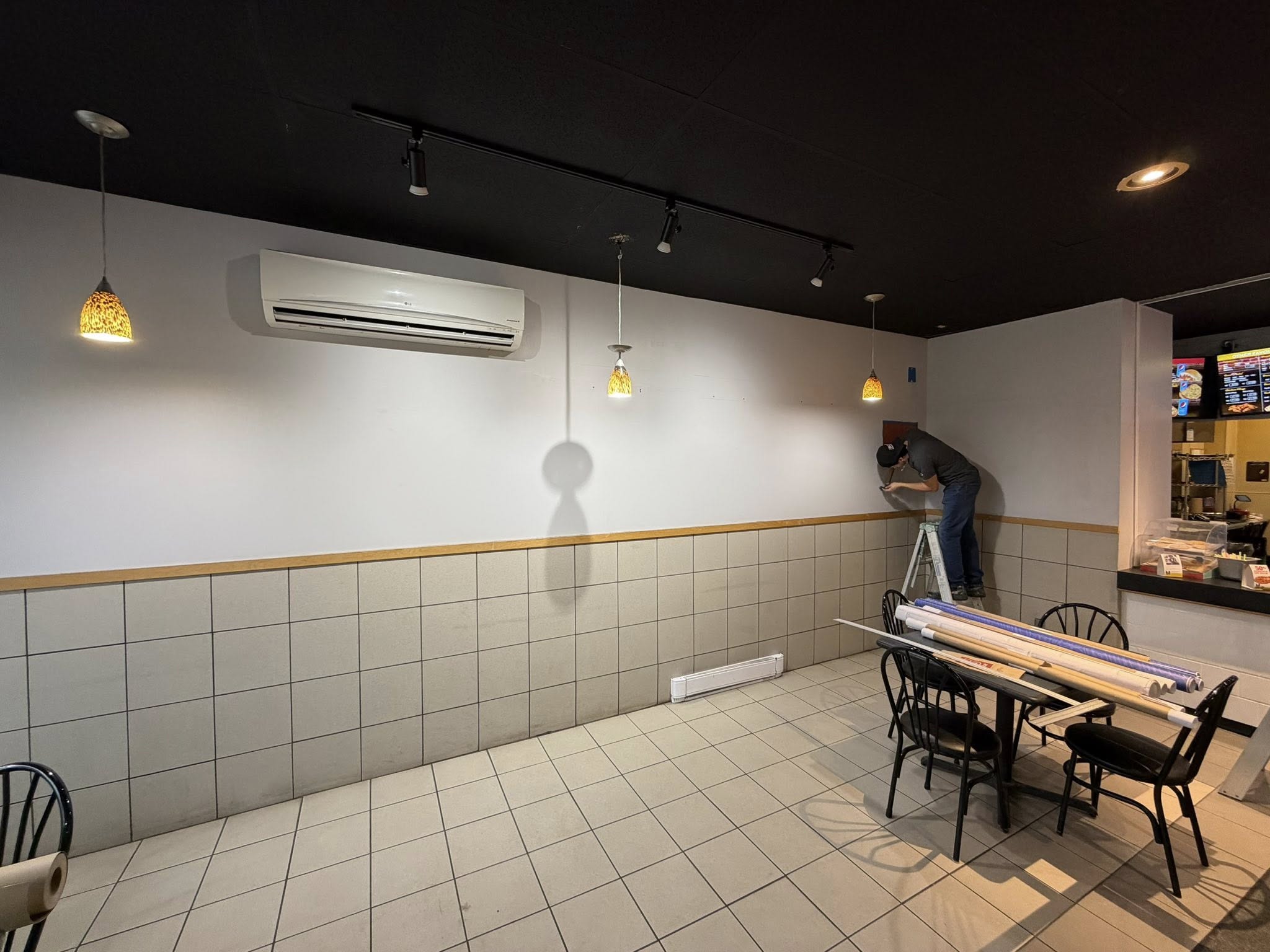 Restaurant dining area before repainting